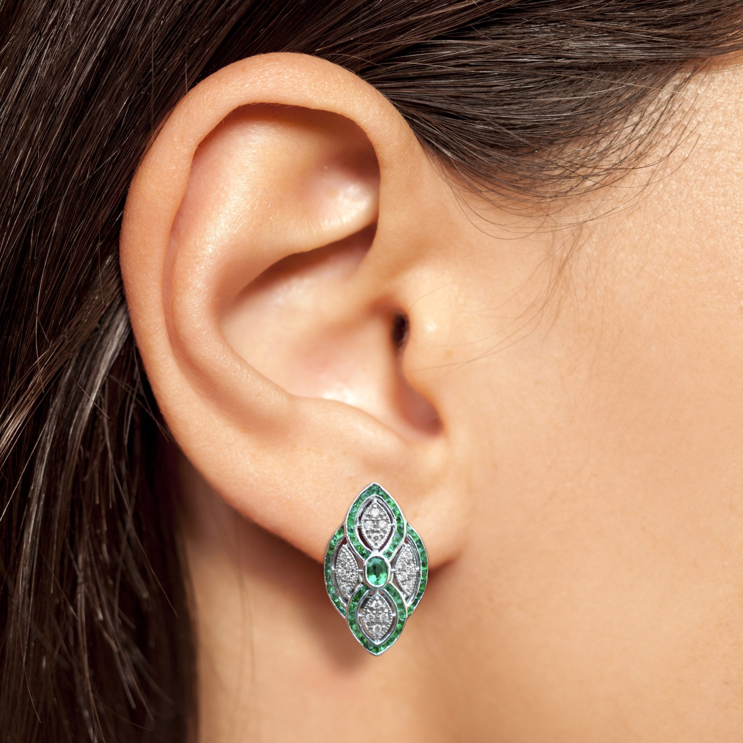 E1590 E-D WG Ear