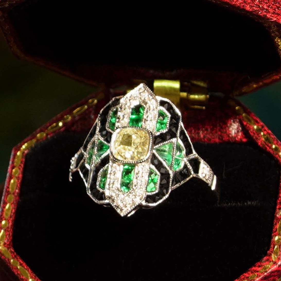 R5503 D(Y-Z)-E9-OX-D2 l19 02 ok GIA Diamond Emerald Onyx Art Deco Style Cocktail Ring
