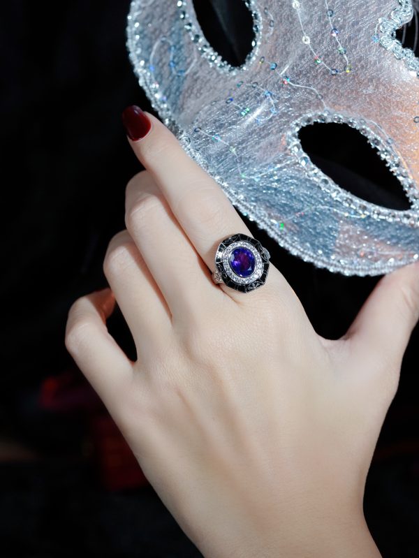 R1372 A-W-E_K L2510OB 01