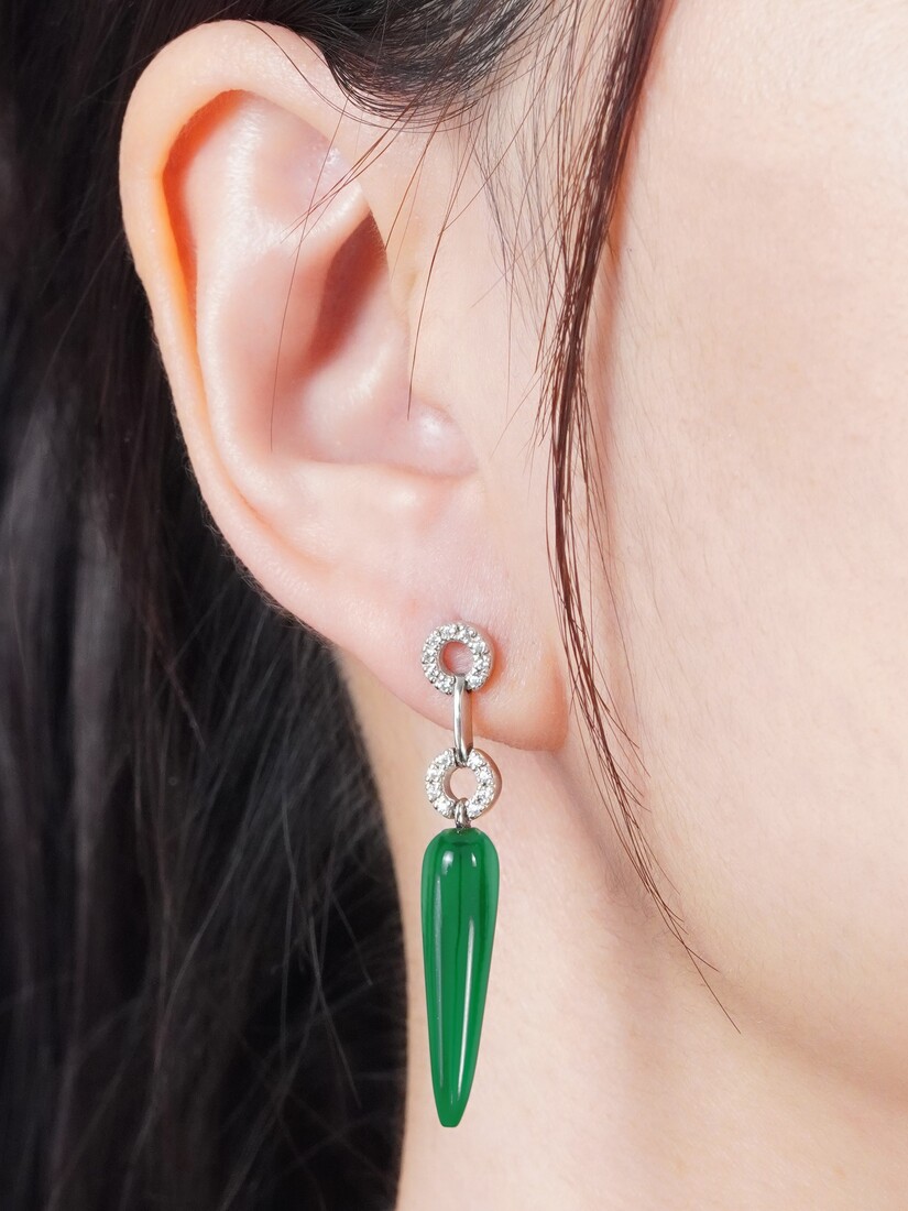 green-agate-diamond-drop-earrings-art-deco-style-14k-gold-on-body-near Green Agate Art Deco Style Earrings on Body Near