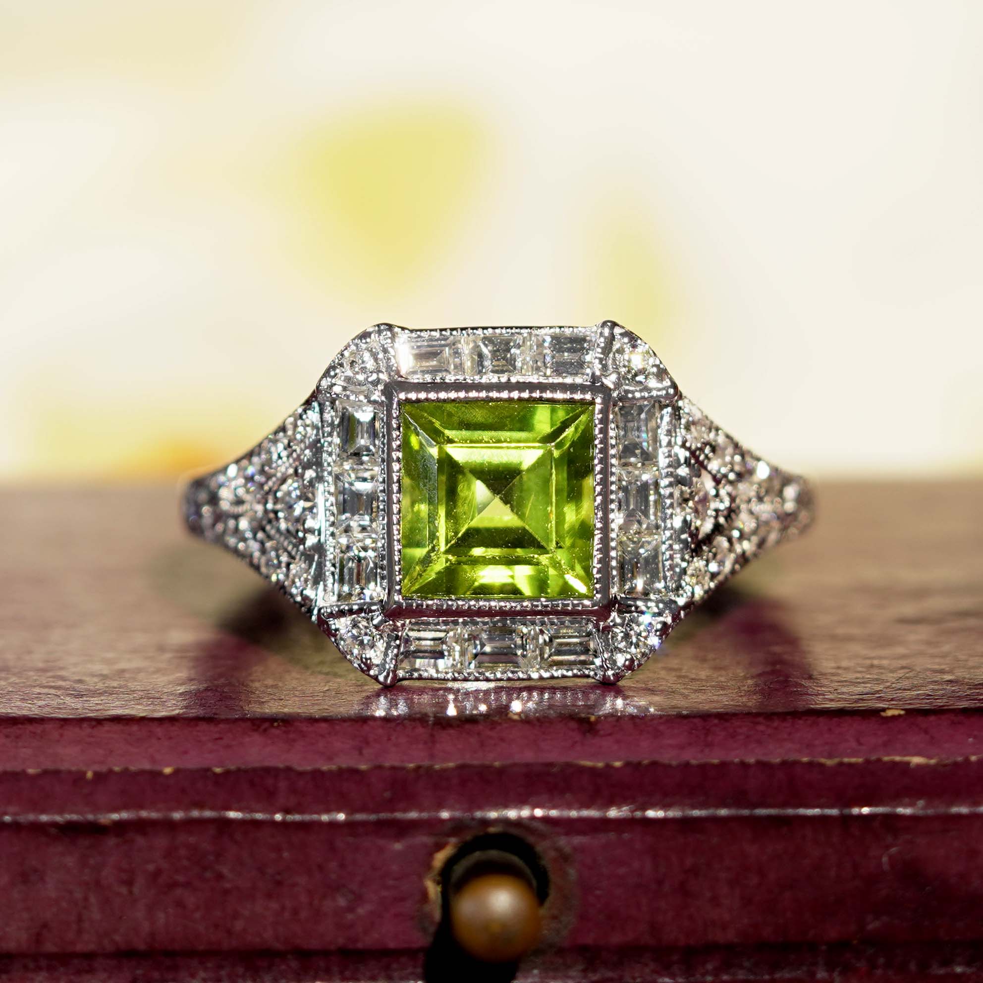 princess-peridot-diamond-ring-art-deco-style-14k-gold-beauty-front Peridot Diamond Art Deco Style Ring Beauty Front