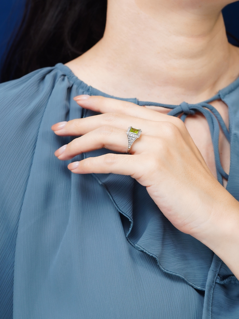 princess-peridot-diamond-ring-art-deco-style-14k-gold-on-body-side-distant Peridot Diamond Art Deco Style Ring on Body Side Distant